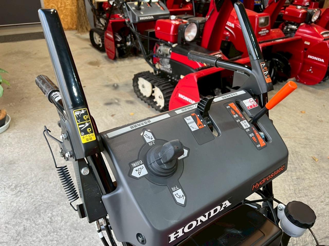 除雪機 ホンダ HSS760n ｜除雪だよ！全員集合☆除雪機マーケット