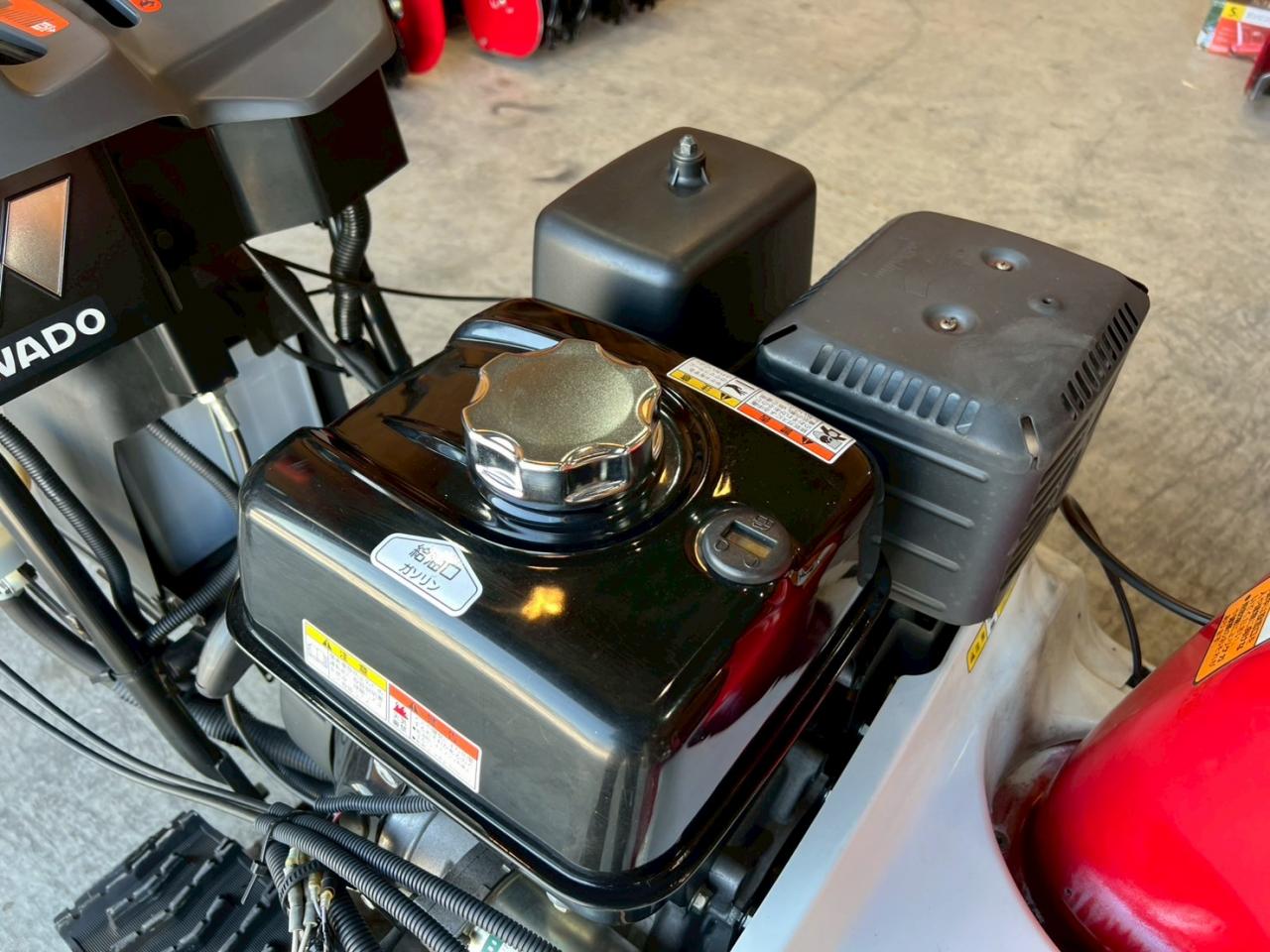 除雪機 WADO SXC1070H！オーガ上下電動油圧式！左右旋回レバー！電動 
