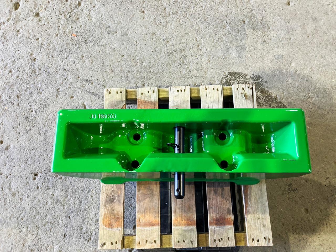 農機補助部品 ジョンディア　中古　ウェイトハンガー110kg