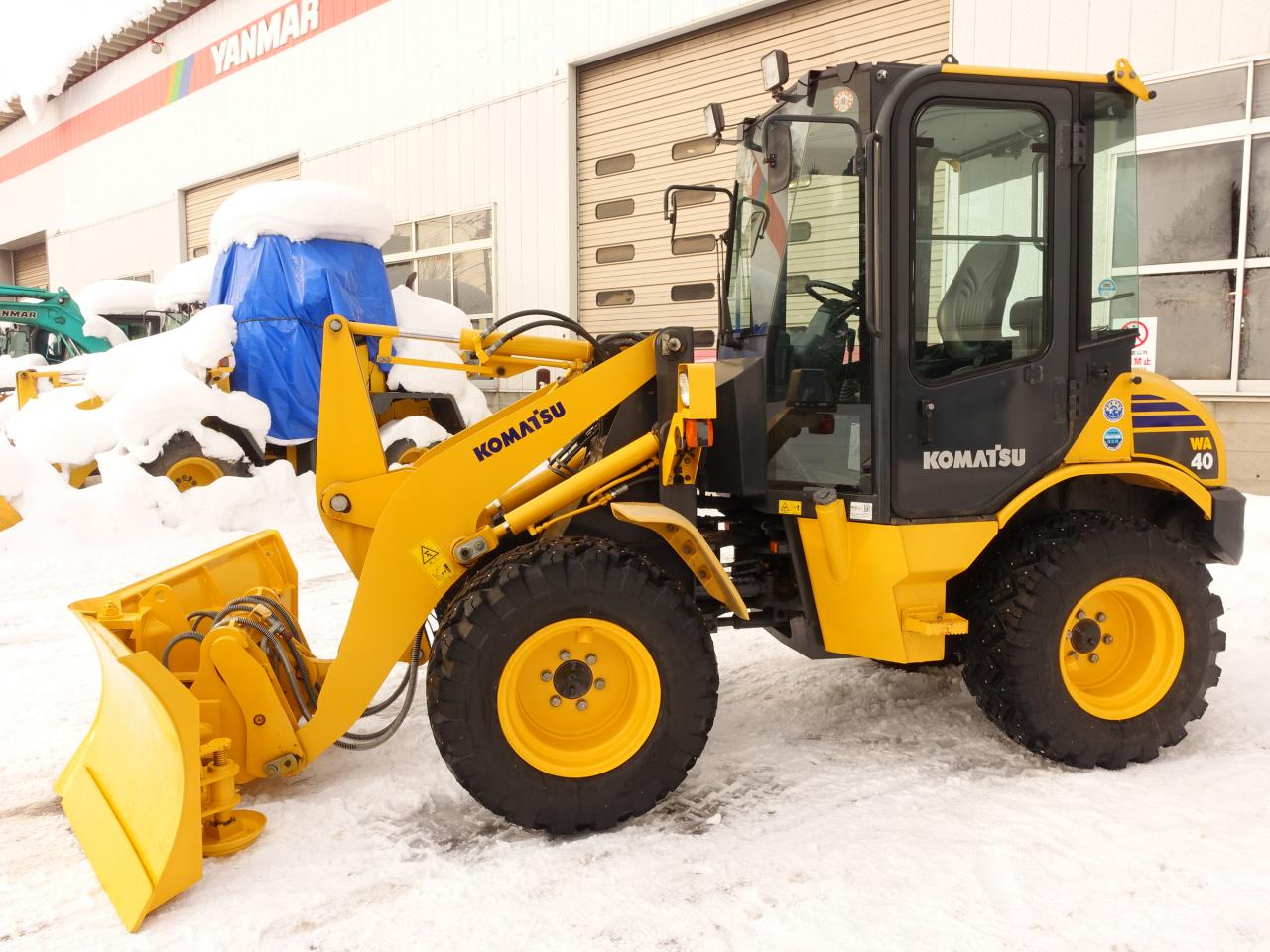 ホイールローダ コマツ WA40-6 バケット容量0.5m3 マルチプラウ｜除雪