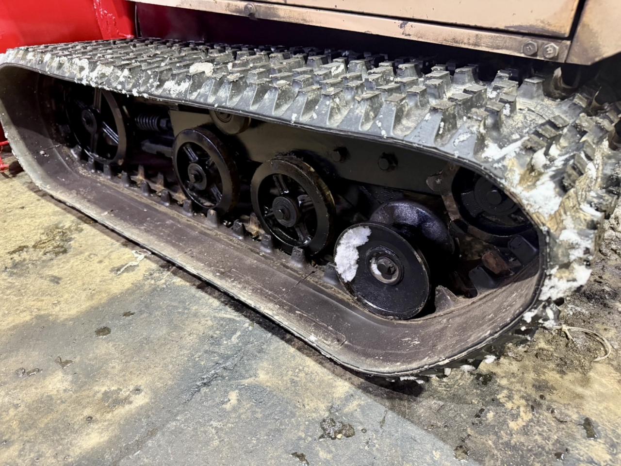 除雪機 ワドー SS260 26馬力大型ディーゼル ショートシューター ハウス