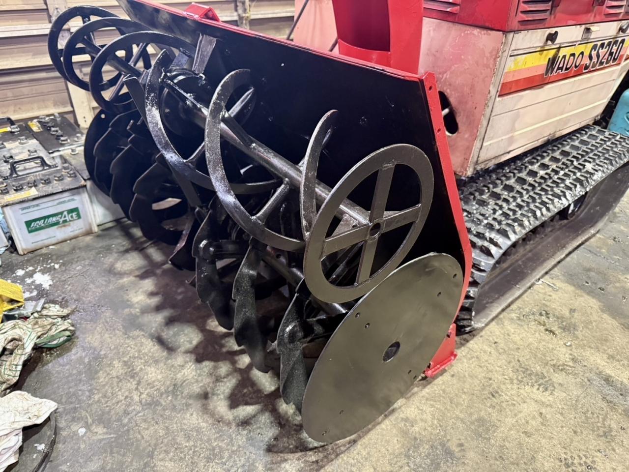 除雪機 ワドー SS260 26馬力大型ディーゼル ショートシューター ハウス