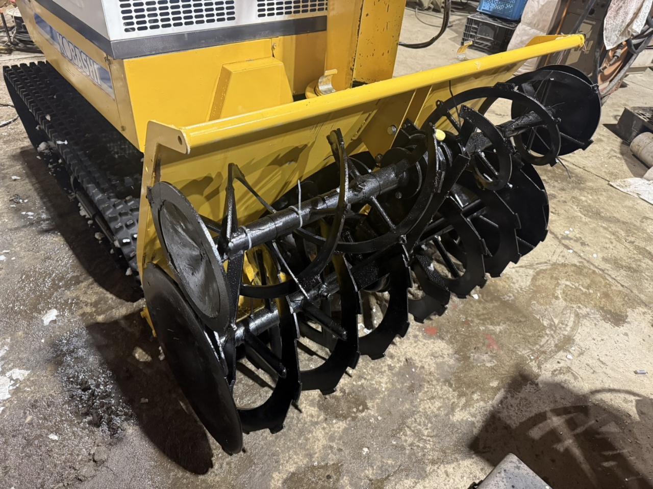 除雪機 ハイパワー！コバシ ST25-3 25馬力 ディーゼル 2段オーガ｜除雪