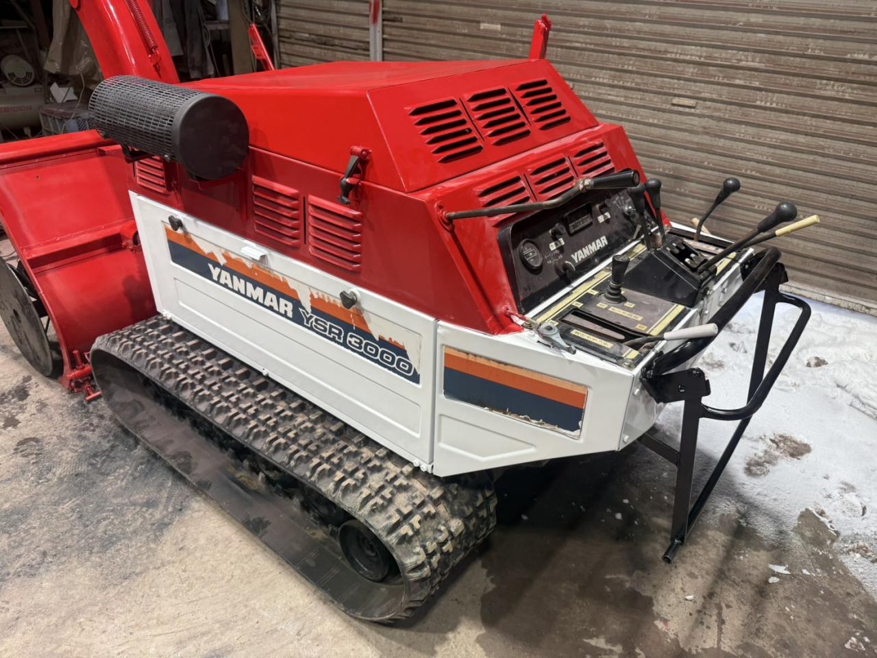 ヤンマー大型除雪機!YSR3120!30馬力!ディーゼル! 【公式通販】 ヤンマー大型除雪機!YSR3120!30馬力!ディーゼル! 【公式通販】