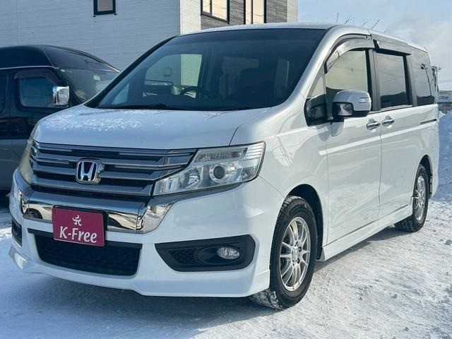 ステップワゴン2.0 スパーダ Z 4WD　ナビ　テレビ　スマートキー　記録簿　メンテナンスノート　取扱説...&nbsp;2.0 スパーダ Z 4WD　ナビ　テレビ　スマートキー　記録簿　メンテナンスノート　取扱説明書　オートエアコン　後席モニター　バックカメラ　両側パワースライドドア　ETC 2000