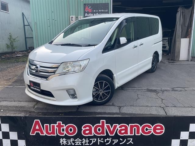 セレナ ハイウェイスター　４ＷＤ車　ＶＤ...