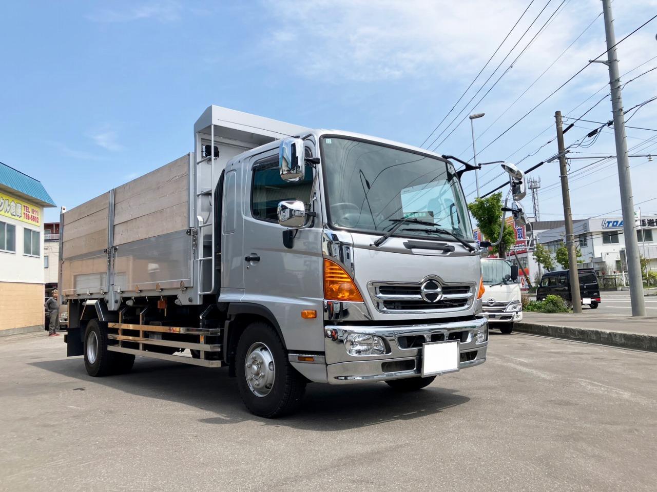 レンジャープロ 中古　増t　ファームダンプ　中型トラック