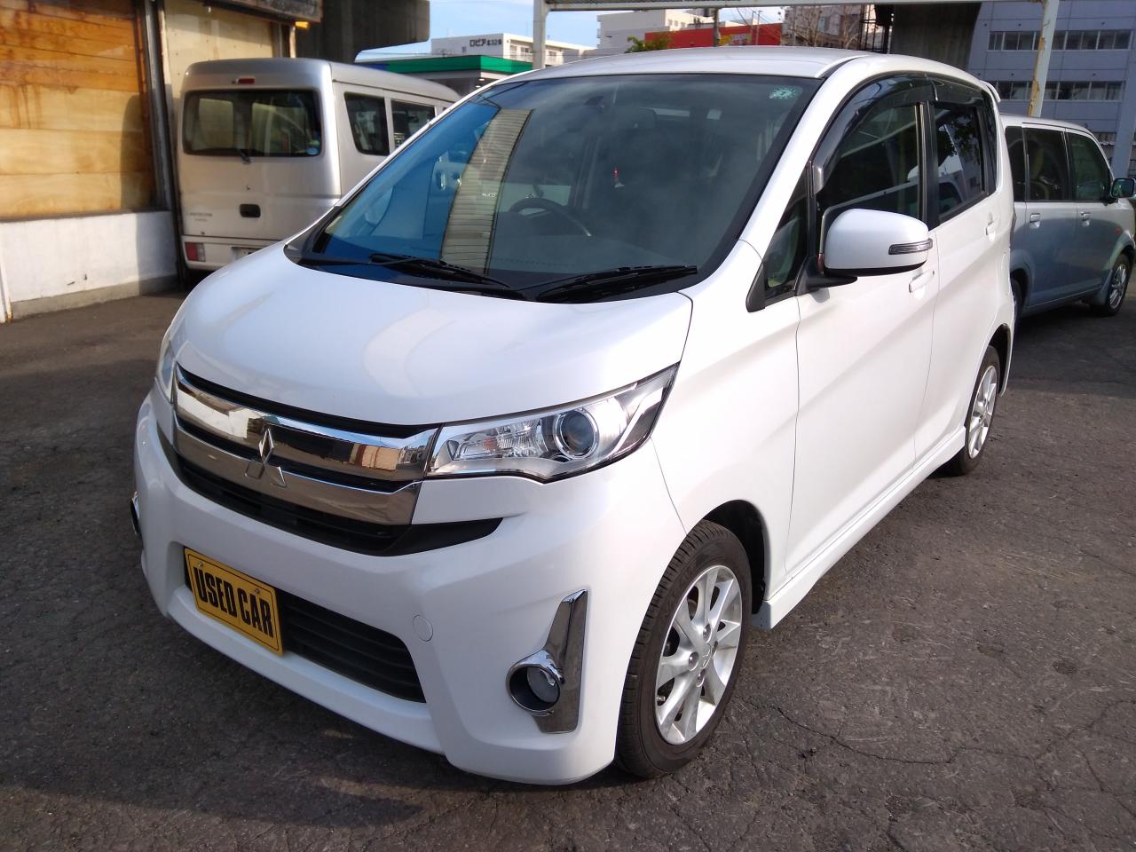 eKカスタム Ｇ ４ＷＤ　ＡＢＳ　スマー...
