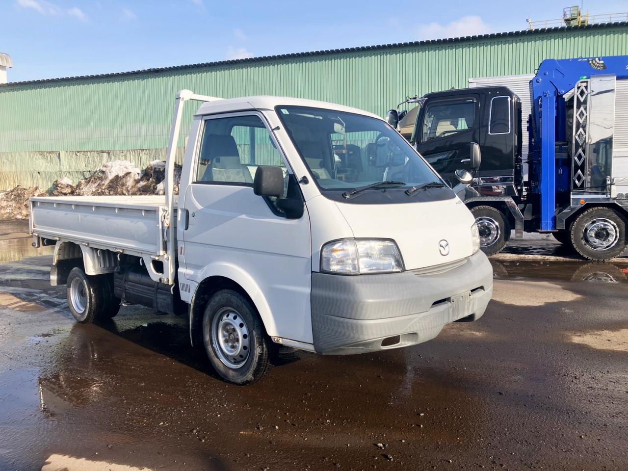ボンゴトラック 中古　ダンプ　4WD　小型トラック 4WD