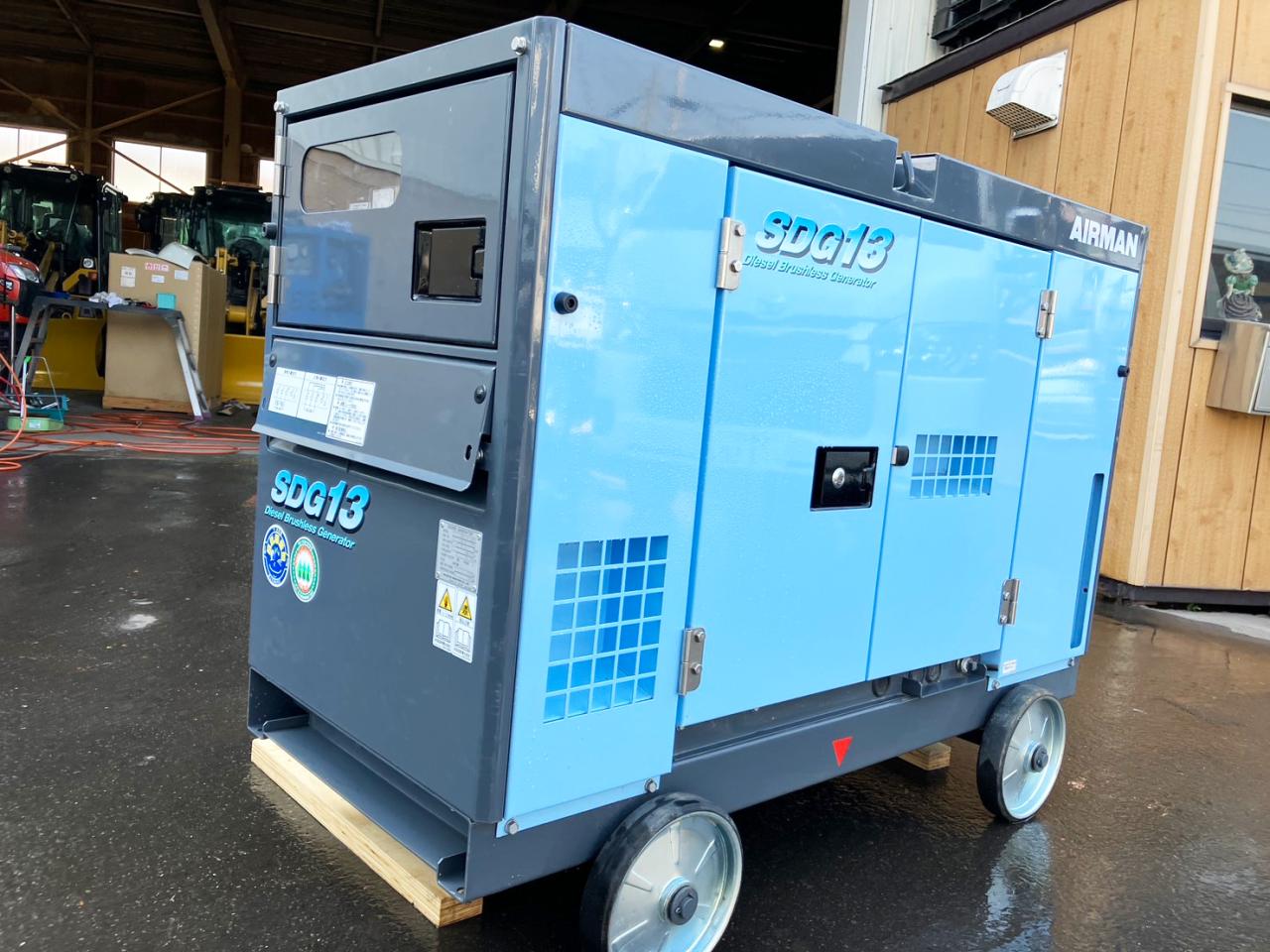 発電機 北越エアマン　中古　SDG13S...