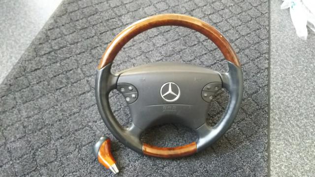 札幌のメルセデス ベンツ Ｗ２１0 ウッドコンビハンドル、シフトノブ