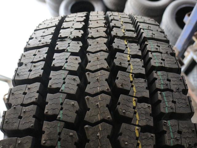 TOYO M191 275/70R22.5