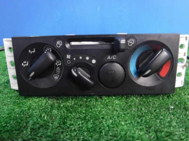 各種電装パーツを取り揃えております