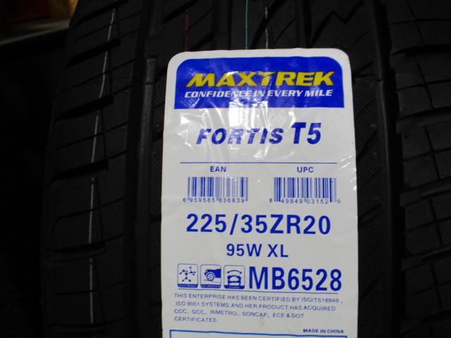 マックストレック　フォルティス　T5　225/35R20　新品　4本