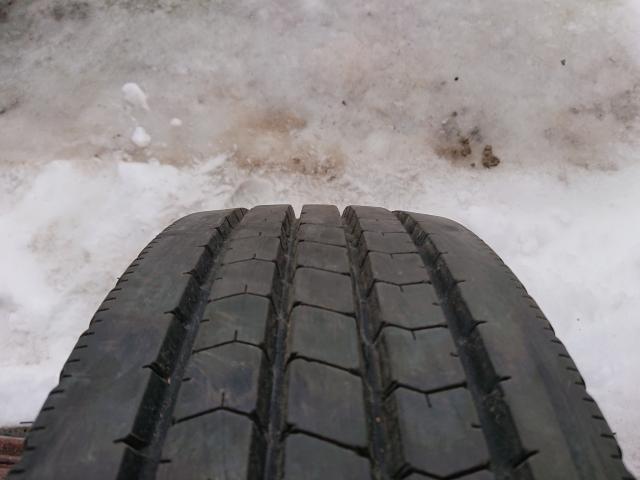 BS 215/70R17.5 123/121J 6本