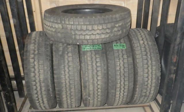 スタッドレス DL LT03 225/75R16