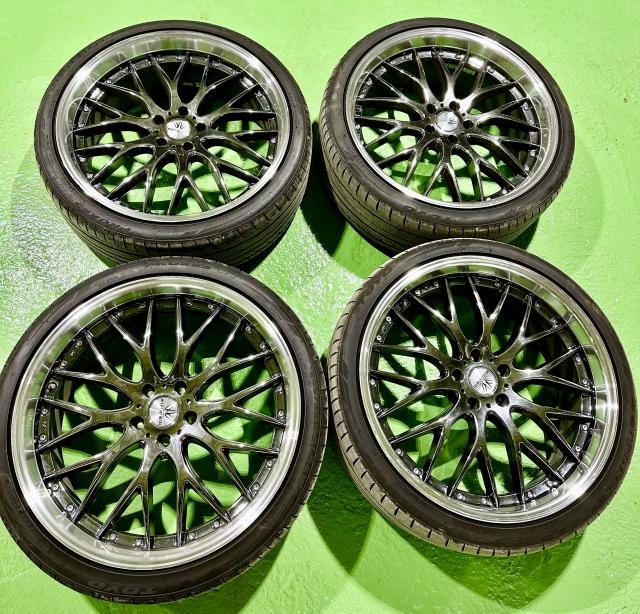 札幌の21×9jJ 5H/114.3 ＋38 21インチ 245/35-21 ロクサーニ