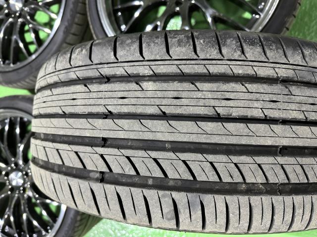 札幌の21×9jJ 5H/114.3 ＋38 21インチ 245/35-21 ロクサーニ