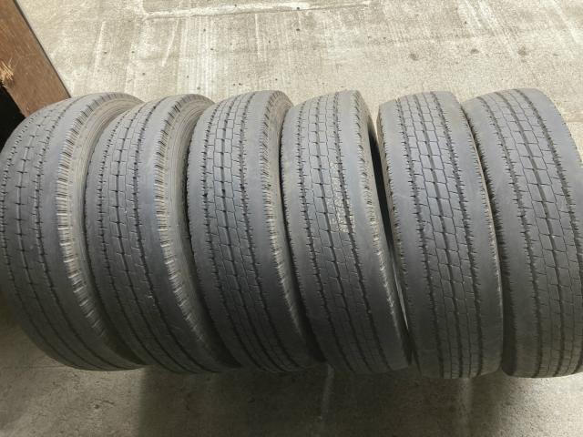 TOYO DELVEX M134 205/70R17.5 115/113L LT 6本
