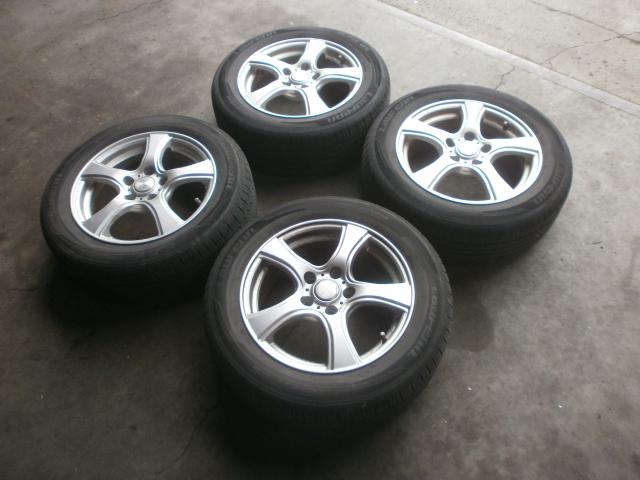 中古スタッドレスセット ヤリスクロス 純正 16インチ 6.5j +45 PCD114 
