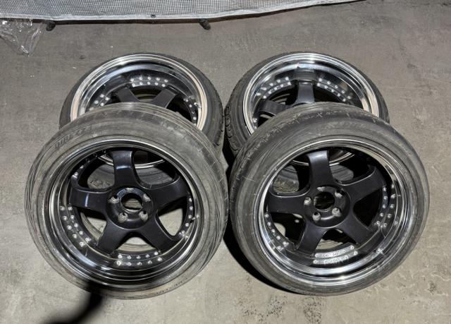 18インチ×9.5J 11J 5H/114.3 F-3 R+24 SSRプロフェッサーSP1