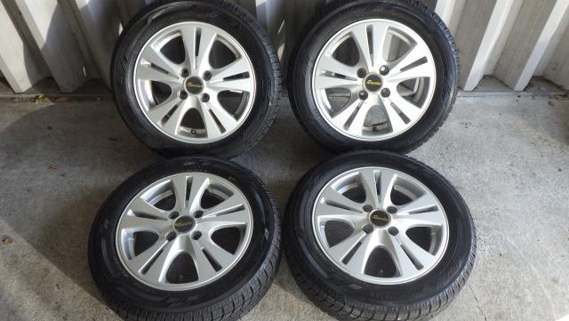 ⑨155/65R14 新品冬用タイヤ4本と中古ホイールとナット付き ⑨155/65R14 新品冬用タイヤ4本と中古ホイールとナット付き