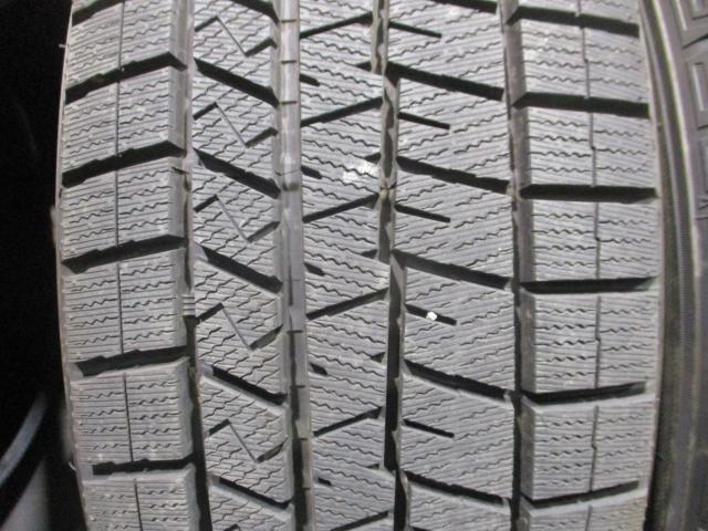 ザイン　18×7J（+48）5H-114.3/　225/60R18（ダンロップ　WM-03）タイヤバリ山　