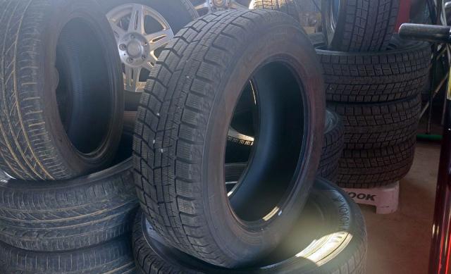 iG60 215/60R17