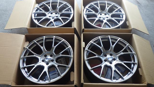 未使用少訳アリ RAYS GRAMLIGHTS 57BNA 19×8.5J ET+36 5H100 ４本セット 070527