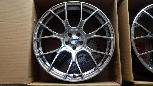 未使用少訳アリ RAYS GRAMLIGHTS 57BNA 19×8.5J ET+36 5H100 ４本セット 070527