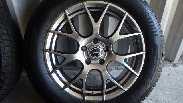 クラウンクロスオーバー 2022年製8.6~8.8mm ブリヂストン ブリザック DM-V3 225/60R18 100Q MID レフィナーダ14R球面 18×7J 5H/114.3 40 