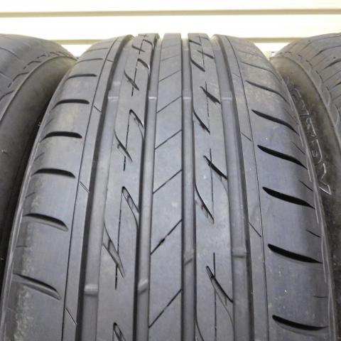 ブリヂストン ネクストリー 215/60R16