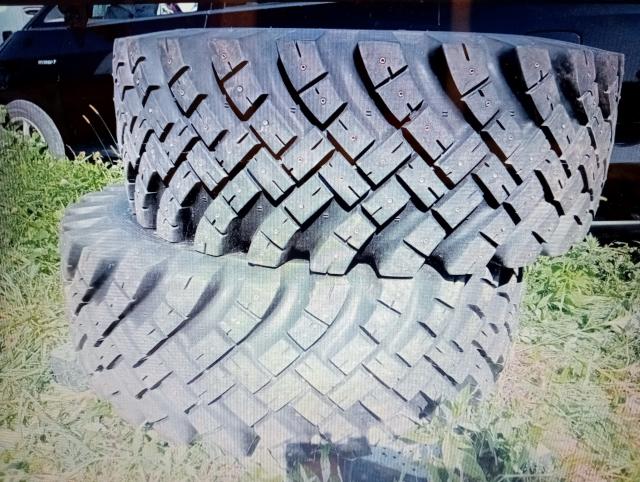 17.5－25スノースパイクタイヤ価格相談