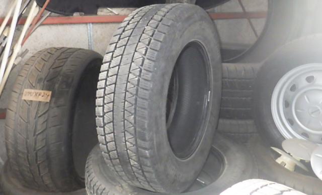 V3 215/70R16