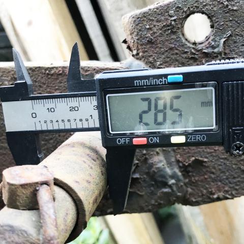 ★★　トラクター　リアウエイト　トップリンク付　★★　（00359）