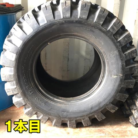 スパイク付！　TOYO 17.5 65-20　スノータイヤ　2本（00474）