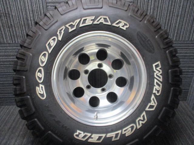 ミッキートンプソン　M/T　15×10J（-46）5H-139.7/　32×11.5R15LT（グッドイヤー　ラングラーMT/R）ジムニー　オーバーフェンダー　リフトアップ