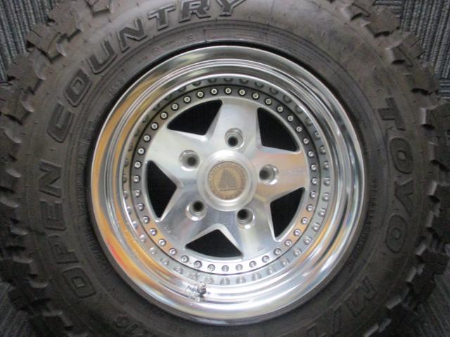 ラグナ　ザイジックス　16×？J（？）5H-150/　255/85R16（トーヨー　オープンカントリーM/T）サイズ不明　画像参照