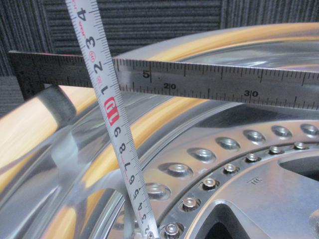 ラグナ　ザイジックス　16×？J（？）5H-150/　255/85R16（トーヨー　オープンカントリーM/T）サイズ不明　画像参照