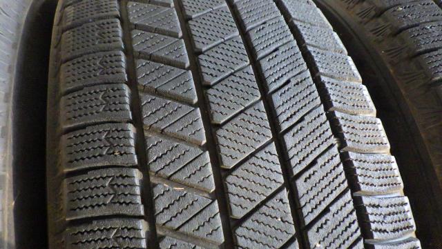 2021年製8~8.5分山 BS ブリヂストン ブリザック VRX3 225/60R17 99Q ４本セット