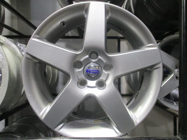 ボルボ純正　V50　セラピス　17×7J（+52.5）5H-108