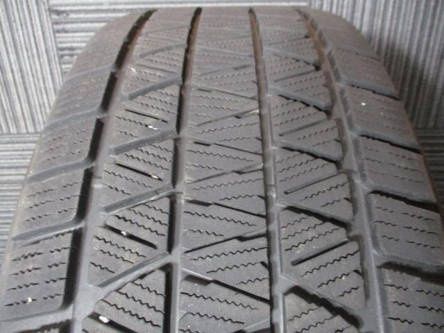 ウェッズ　キーラー　タクティクス　18×8J（+25）6H-139.7/　265/60R18（ブリヂストン　DM-V3）