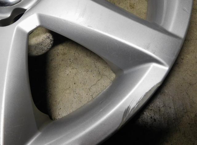 プリウス純正ホイールカバー 16インチ