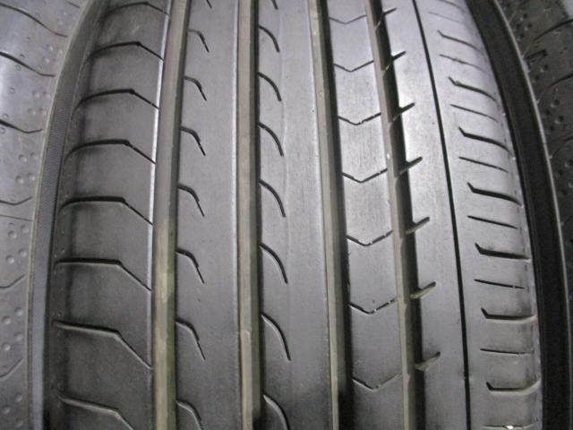 ヨコハマ　ブルーアース　RV03　225/65R17　2023年製造