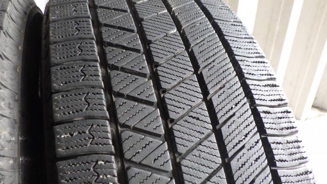 2023年製8~8.5分山！ ブリヂストン ブリザック VRX3 205/60R16 96Q（エクストラロード規格) 中古4本セット 080321