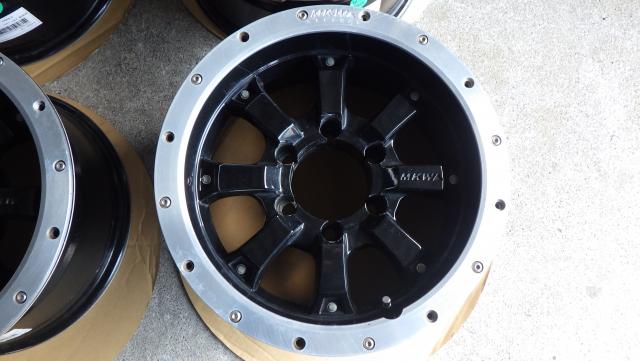 ランクル８０等にMKW MK46 B/L ビードロック仕様 16x8J ET0 PCD139.7 6穴 ４本セット