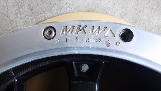 ランクル８０等にMKW MK46 B/L ビードロック仕様 16x8J ET0 PCD139.7 6穴 ４本セット