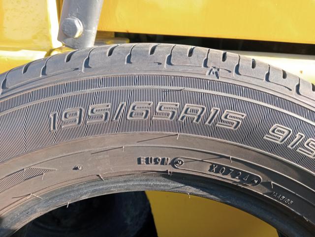 195/65R15 195/65R15タイヤ一台分セット