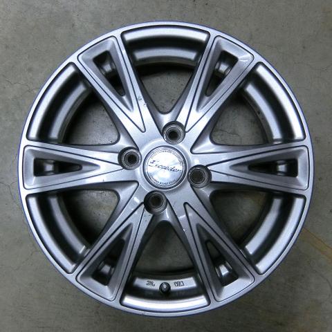 社外アルミホイール 15x5,5 4H 100 +43 ダークシルバー