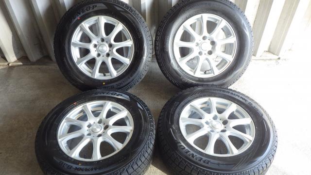 デリカD5等に ２０２４年製 10~10.5mm山！ダンロップWINTER MAXX SJ8 215/70R16 100Q 16x6.5J 114.3-5H ET40 ４本セット